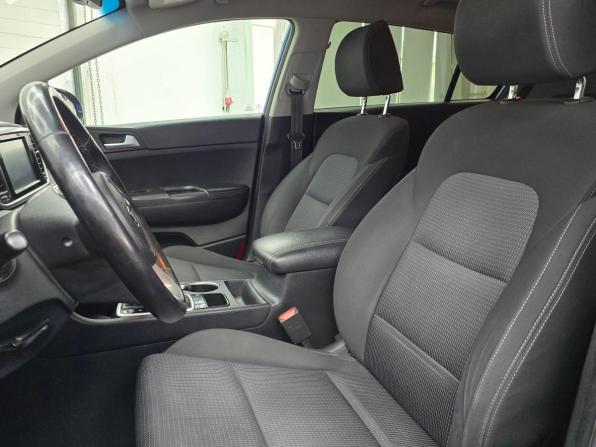 Kia Sportage IV Рестайлинг с пробегом 2018 года, цена 2 149 000 рублей, 163000 км, внедорожник, Автокод Объявления