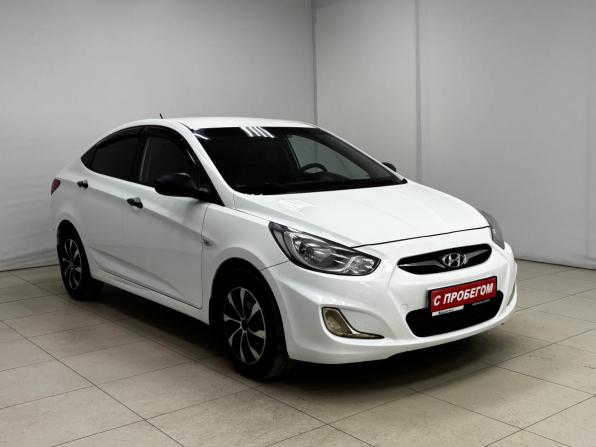 Hyundai Solaris I с пробегом 2014 года, цена 670 000 рублей, 193609 км, седан, Автокод Объявления