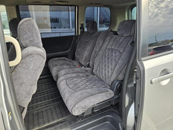 Nissan Serena III (C25) с пробегом 2010 года, цена 965 000 рублей, 215000 км, минивэн, Автокод Объявления