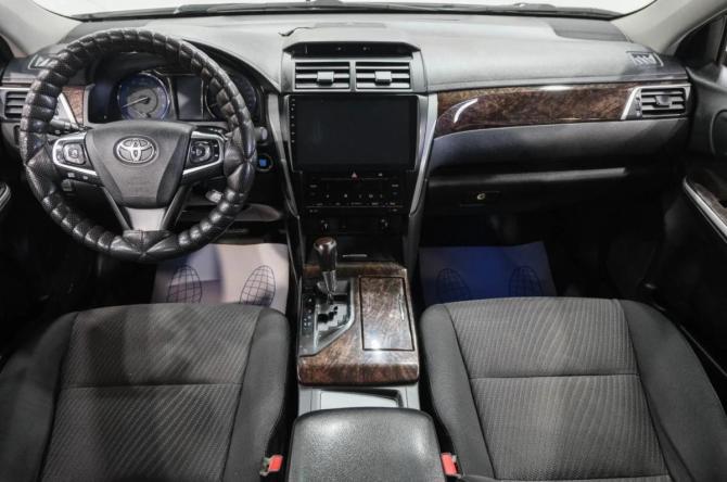 Toyota Camry VII (XV50) Рестайлинг с пробегом 2015 года, цена 1 999 000 рублей, 190000 км, седан, Автокод Объявления