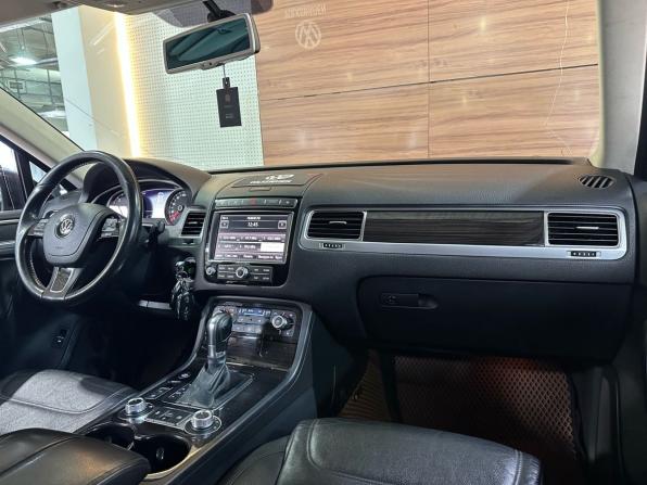 Volkswagen Touareg II Рестайлинг с пробегом 2016 года, цена 2 499 990 рублей, 240519 км, внедорожник, Автокод Объявления