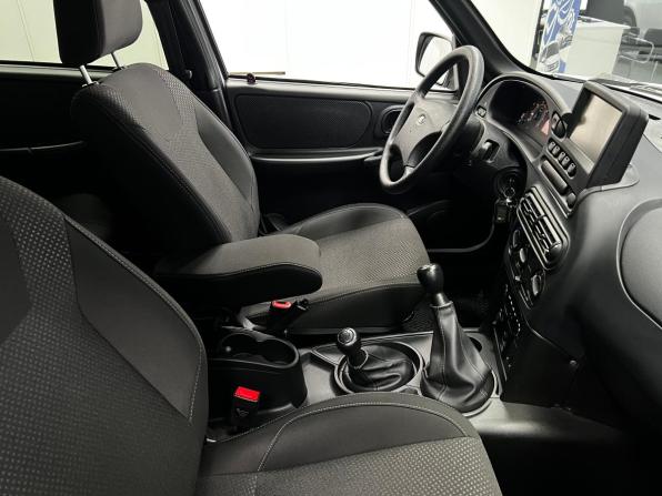 Lada (ВАЗ) Niva Travel I с пробегом 2024 года, цена 1 150 000 рублей, 12799 км, внедорожник, Автокод Объявления