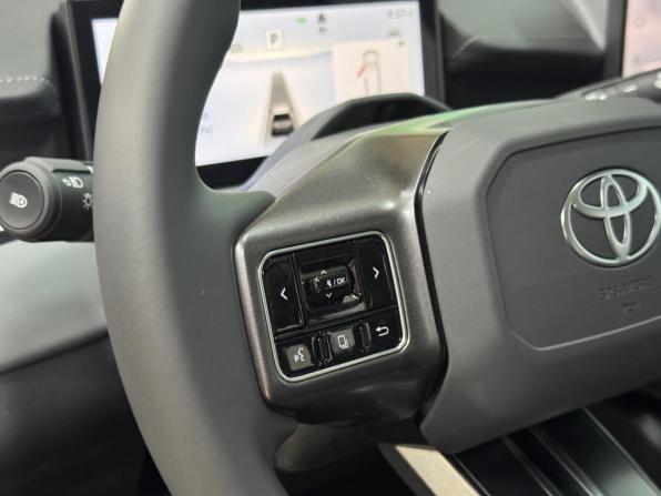 Toyota RAV4 VI (XA60) с пробегом 2026 года, цена 4 100 000 рублей, 65 км, внедорожник, Автокод Объявления