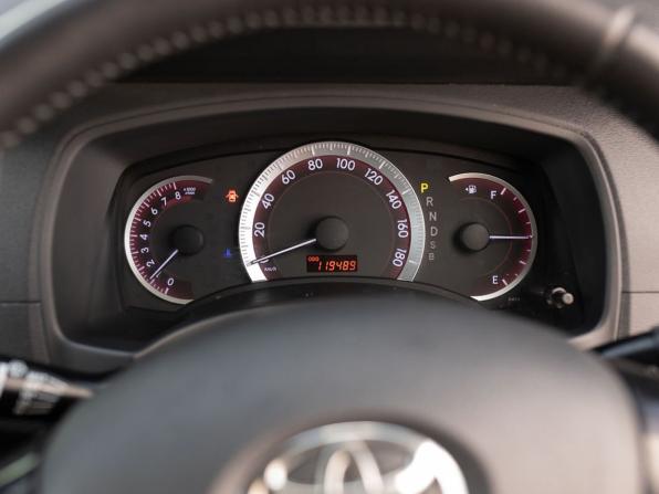 Toyota ISis I Рестайлинг с пробегом 2011 года, цена 1 280 000 рублей, 119487 км, компактвэн, Автокод Объявления