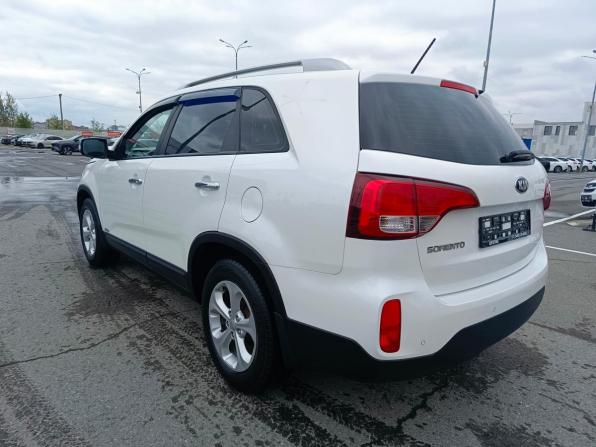 Kia Sorento II Рестайлинг с пробегом 2018 года, цена 2 249 995 рублей, 120001 км, внедорожник, Автокод Объявления