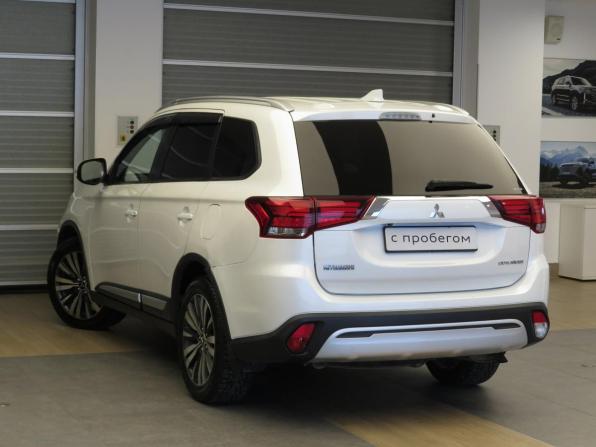 Mitsubishi Outlander III Рестайлинг 3 с пробегом 2019 года, цена 1 795 000 рублей, 211000 км, внедорожник, Автокод Объявления
