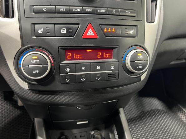 Kia Ceed I Рестайлинг с пробегом 2010 года, цена 635 000 рублей, 234166 км, универсал, Автокод Объявления