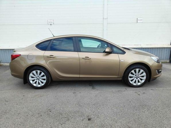 Opel Astra J Рестайлинг с пробегом 2012 года, цена 755 000 рублей, 158397 км, седан, Автокод Объявления