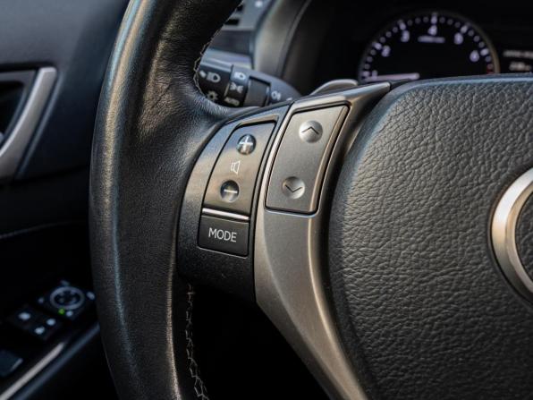 Lexus GS IV с пробегом 2012 года, цена 2 320 000 рублей, 219627 км, седан, Автокод Объявления