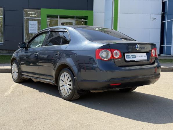 Volkswagen Jetta V с пробегом 2009 года, цена 400 000 рублей, 371113 км, седан, Автокод Объявления