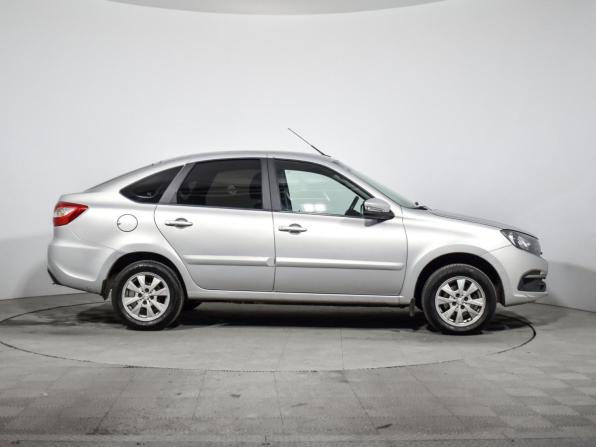 Lada (ВАЗ) Granta I Рестайлинг с пробегом 2022 года, цена 656 000 рублей, 64232 км, хэтчбек, Автокод Объявления