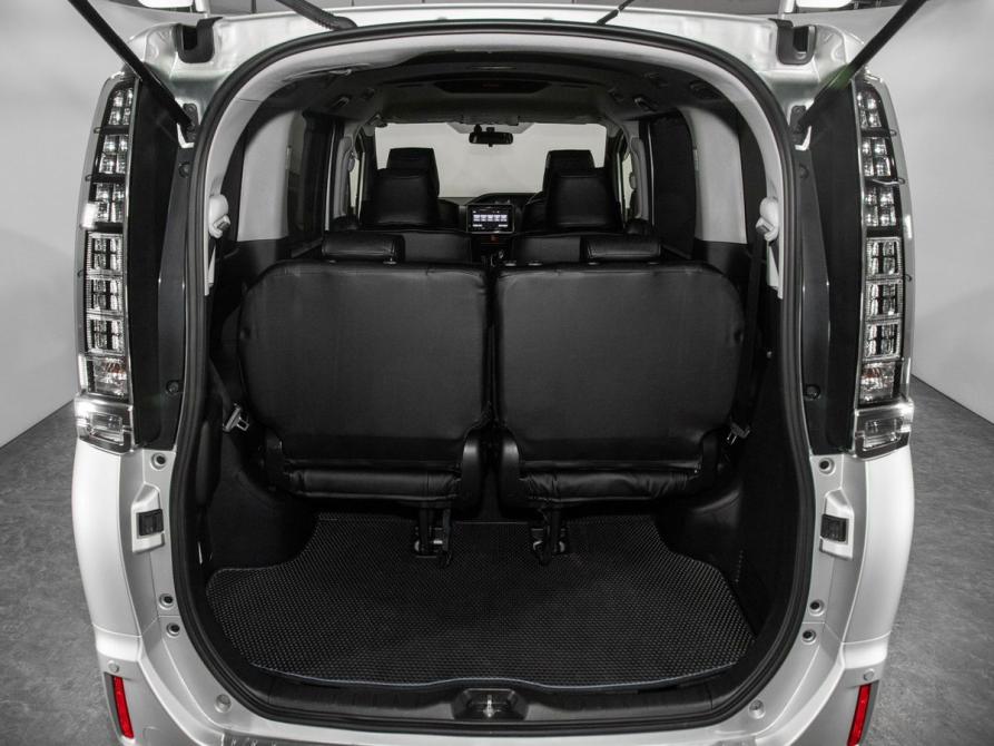 Toyota Voxy III (R80) Иркутск  - изображение 23