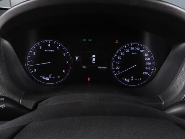 Hyundai Genesis II с пробегом 2015 года, цена 2 035 000 рублей, 179268 км, седан, Автокод Объявления