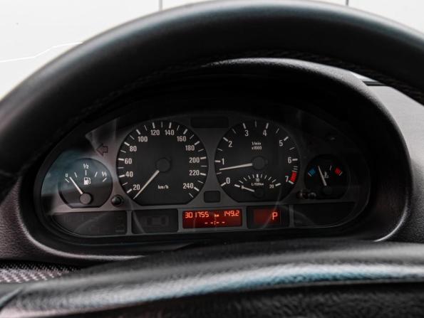 BMW 3 серии IV (E46) Рестайлинг с пробегом 2003 года, цена 899 000 рублей, 301755 км, седан, Автокод Объявления
