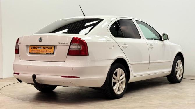 Skoda Octavia II (A5) Рестайлинг с пробегом 2011 года, цена 645 000 рублей, 276407 км, лифтбек, Автокод Объявления
