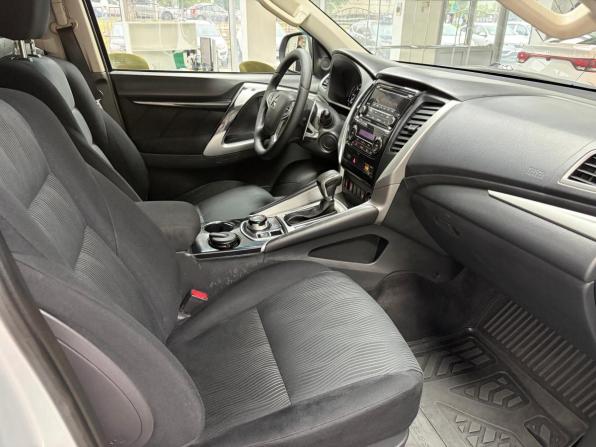 Mitsubishi Pajero Sport III с пробегом 2019 года, цена 2 348 000 рублей, 252000 км, внедорожник, Автокод Объявления