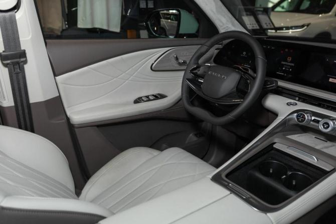 Новый Exeed RX 2025 года, цена 5 460 000 рублей, внедорожник, Автокод Объявления