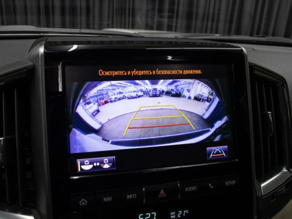Toyota Land Cruiser 200 Series Рестайлинг 2 с пробегом 2020 года, цена 7 449 000 рублей, 146000 км, внедорожник, Автокод Объявления