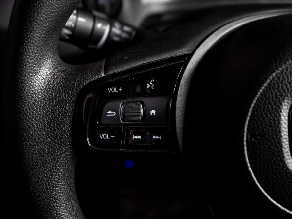 Honda Vezel II с пробегом 2021 года, цена 2 395 000 рублей, 39161 км, внедорожник, Автокод Объявления