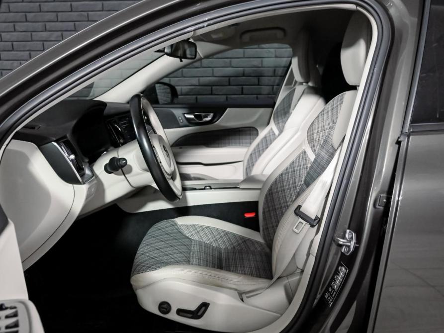 Volvo V60 Cross Country II Екатеринбург  - изображение 10