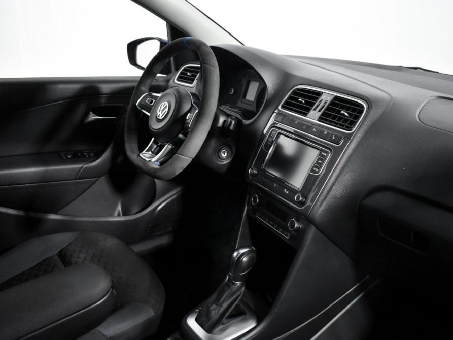 Volkswagen Polo V Рестайлинг Санкт-Петербург  - изображение 8
