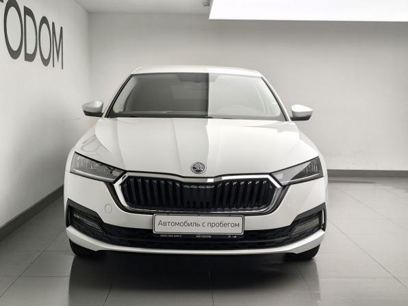 Skoda Octavia IV (A8) с пробегом 2021 года, цена 2 284 000 рублей, 51704 км, лифтбек, Автокод Объявления