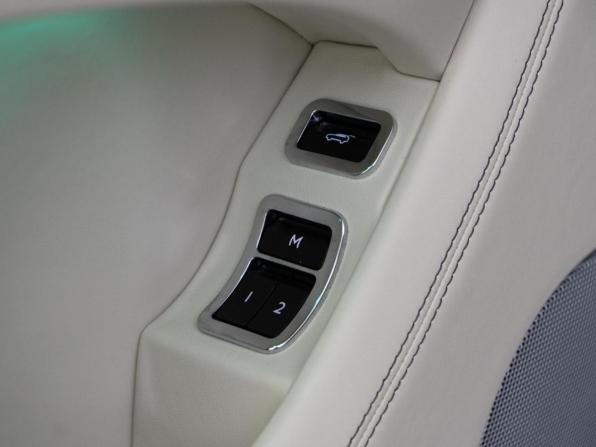 Bentley Bentayga I Рестайлинг с пробегом 2020 года, цена 23 600 000 рублей, 20424 км, внедорожник, Автокод Объявления