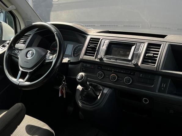 Volkswagen Caravelle T6 с пробегом 2019 года, цена 2 763 200 рублей, 181586 км, минивэн, Автокод Объявления