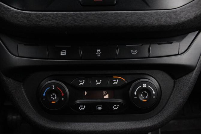 Lada (ВАЗ) Vesta I с пробегом 2018 года, цена 995 000 рублей, 165491 км, седан, Автокод Объявления