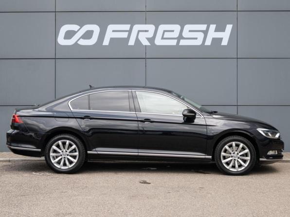 Volkswagen Passat B8 с пробегом 2017 года, цена 2 520 000 рублей, 167915 км, седан, Автокод Объявления
