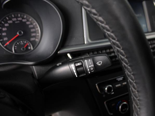 Kia Optima IV Рестайлинг с пробегом 2019 года, цена 2 060 000 рублей, 86500 км, седан, Автокод Объявления