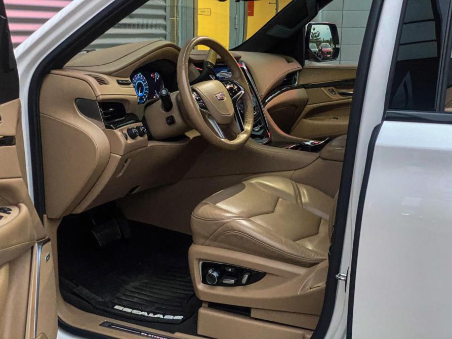Cadillac Escalade IV Москва  - изображение 7