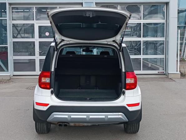 Skoda Yeti I Рестайлинг с пробегом 2014 года, цена 1 305 000 рублей, 119711 км, внедорожник, Автокод Объявления