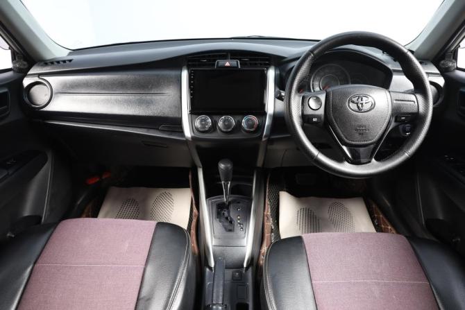 Toyota Corolla XI (E160 E170) Рестайлинг 2 с пробегом 2019 года, цена 1 599 000 рублей, 155001 км, универсал, Автокод Объявления