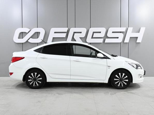 Hyundai Solaris I Рестайлинг с пробегом 2015 года, цена 1 190 000 рублей, 139944 км, седан, Автокод Объявления