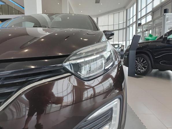 Renault Kaptur I с пробегом 2019 года, цена 1 350 000 рублей, 109368 км, внедорожник, Автокод Объявления