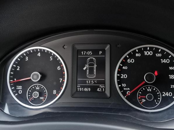 Volkswagen Tiguan I Рестайлинг с пробегом 2013 года, цена 1 049 000 рублей, 191469 км, внедорожник, Автокод Объявления