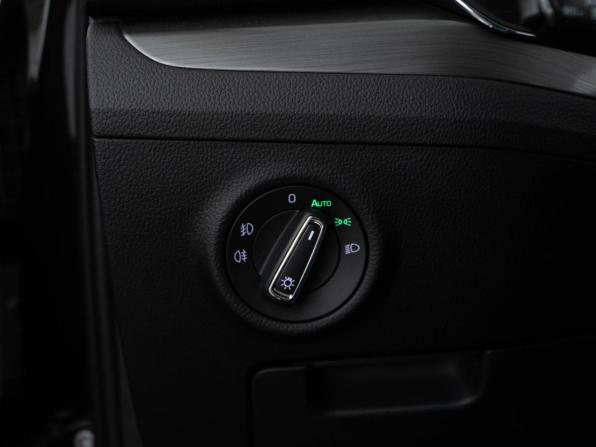 Skoda Superb III Рестайлинг с пробегом 2021 года, цена 2 050 077 рублей, 247188 км, лифтбек, Автокод Объявления