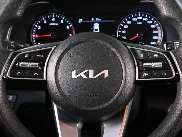 Kia K3 II Рестайлинг с пробегом 2021 года, цена 2 115 000 рублей, 133248 км, седан, Автокод Объявления