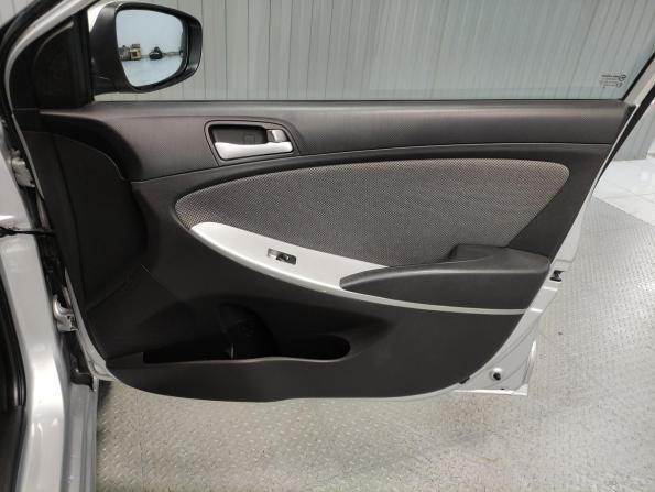 Hyundai Solaris I с пробегом 2014 года, цена 905 000 рублей, 169066 км, седан, Автокод Объявления