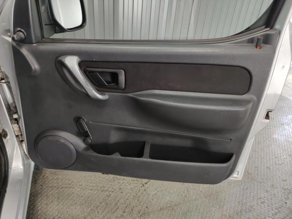 Peugeot Partner II с пробегом 2010 года, цена 481 000 рублей, 127277 км, минивэн, Автокод Объявления