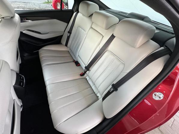 Mazda 6 III (GJ) Рестайлинг 2 с пробегом 2019 года, цена 2 610 000 рублей, 59587 км, седан, Автокод Объявления