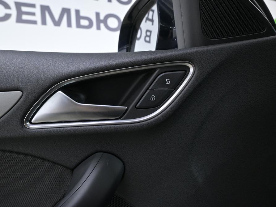 Audi Q3 I (8U) Москва  - изображение 18