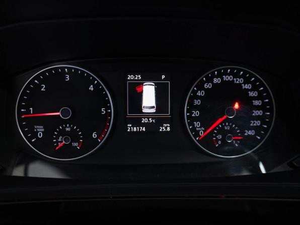 Volkswagen Multivan T6 с пробегом 2016 года, цена 3 439 000 рублей, 218174 км, минивэн, Автокод Объявления