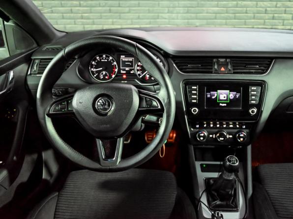 Skoda Octavia III (A7) с пробегом 2014 года, цена 1 265 000 рублей, 178089 км, лифтбек, Автокод Объявления
