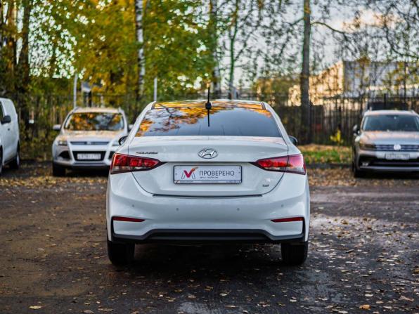Hyundai Solaris II с пробегом 2018 года, цена 1 077 000 рублей, 153558 км, седан, Автокод Объявления