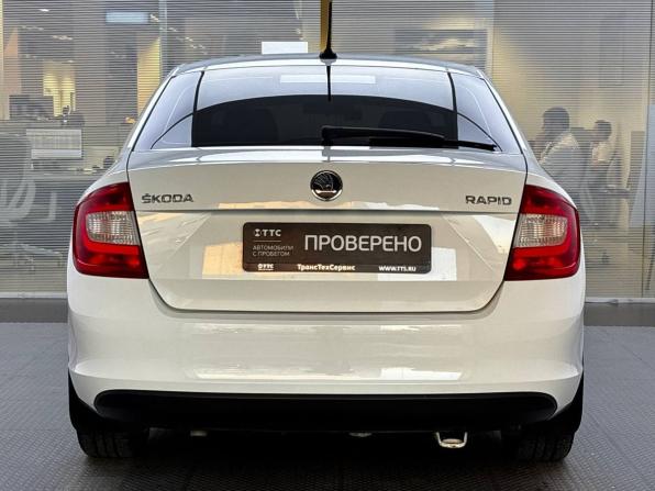 Skoda Rapid I Рестайлинг с пробегом 2017 года, цена 935 000 рублей, 197100 км, лифтбек, Автокод Объявления