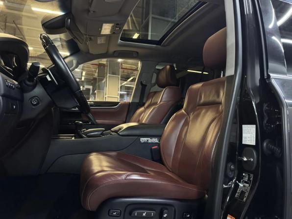Lexus LX III Рестайлинг 2 с пробегом 2018 года, цена 10 697 000 рублей, 83204 км, внедорожник, Автокод Объявления