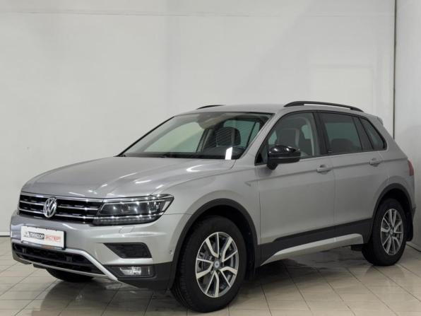 Volkswagen Tiguan II с пробегом 2019 года, цена 2 549 000 рублей, 122637 км, внедорожник, Автокод Объявления
