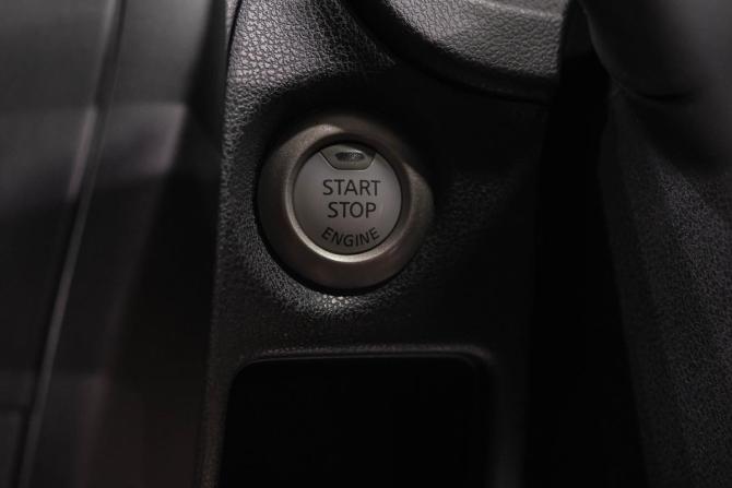 Nissan Note II Рестайлинг с пробегом 2018 года, цена 1 199 000 рублей, 69000 км, хэтчбек, Автокод Объявления